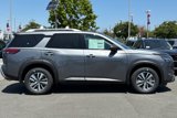 New 2025 Nissan Pathfinder SL image 3