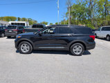 Certified 2022 Ford Explorer XLT w/ Equipment Group 202A image 3