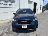 New 2025 Chrysler Pacifica Limited image 2