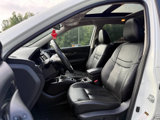 Used 2019 Nissan Rogue SL image 2