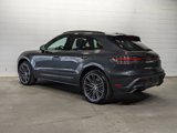 Used 2025 Porsche Macan image 3