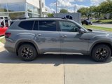 New 2025 Volkswagen Atlas Peak Edition SE image 2