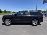 New 2025 Jeep Grand Cherokee L Laredo image 2
