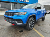 Used 2025 Jeep Compass Trailhawk image 4