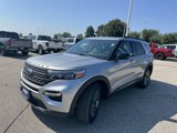 Certified 2022 Ford Explorer XLT w/ Equipment Group 202A image 3