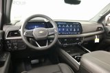 Used 2025 Chevrolet Suburban Premier image 2