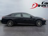 Used 2022 Toyota Camry XLE image 3