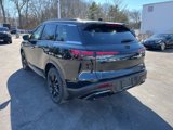 New 2025 INFINITI QX60 Luxe w/ Black Edition image 5