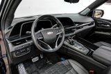 Used 2024 Cadillac Escalade ESV V image 3