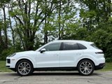 Certified 2024 Porsche Cayenne image 2