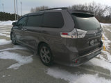 Used 2018 Toyota Sienna SE image 3