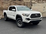 Used 2021 Toyota Tacoma TRD Off-Road image 2