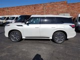 New 2025 INFINITI QX80 Luxe image 2