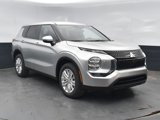 New 2025 Mitsubishi Outlander ES image 2