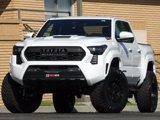 Used 2025 Toyota Tacoma TRD Sport image 4