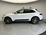 Used 2024 Porsche Macan image 2