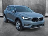 Used 2022 Volvo XC40 T5 Momentum image 3