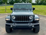 Used 2025 Jeep Gladiator Sport image 6