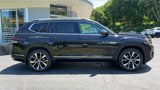 New 2025 Volkswagen Atlas SEL Premium R-Line image 4