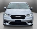 Used 2023 Chrysler Pacifica Touring-L image 2