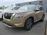 New 2025 Nissan Pathfinder Platinum image 3