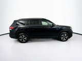 Used 2025 Volkswagen Atlas SE image 4