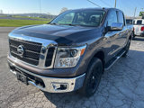 Used 2018 Nissan Titan SL image 4