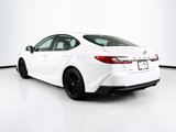 Used 2025 Toyota Camry SE image 5