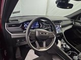 Used 2023 Jeep Grand Cherokee L Laredo image 4