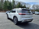 New 2025 Nissan Pathfinder SL w/ SL Premium Package image 3