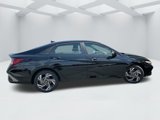 New 2025 Hyundai Elantra SEL image 5