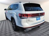 New 2025 Volkswagen Atlas SEL image 5
