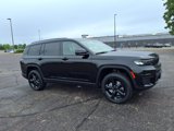 New 2025 Jeep Grand Cherokee L Altitude image 2