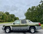 Used 2002 Chevrolet Avalanche 4x4 w/ North Face Edition image 3