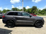 Used 2017 Jeep Grand Cherokee Altitude image 6