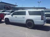 Used 2018 Cadillac Escalade ESV Premium Luxury image 2