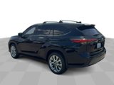 Used 2022 Toyota Highlander Limited image 5