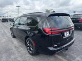 New 2026 Chrysler Pacifica Limited w/ S Appearance Package image 3