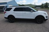 Used 2017 Ford Explorer XLT w/ Equipment Group 202A image 5