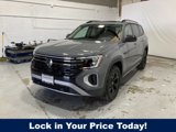 New 2025 Volkswagen Atlas Peak Edition SE image 3
