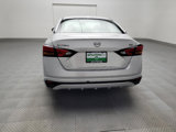 Used 2023 Nissan Altima 2.5 SV image 6