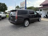 Used 2017 Cadillac Escalade ESV Premium Luxury image 2