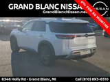New 2025 Nissan Pathfinder SL w/ SL Premium Package image 3