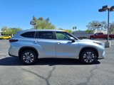 Used 2024 Toyota Highlander XLE image 3