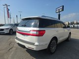 Used 2019 Lincoln Navigator Reserve image 4