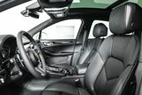 Certified 2025 Porsche Macan image 5