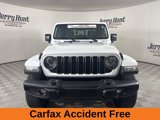 Used 2025 Jeep Gladiator Sport image 3