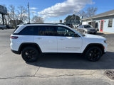 Used 2023 Jeep Grand Cherokee Limited w/ Black Appearance Package image 2