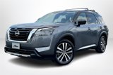 Used 2024 Nissan Pathfinder Platinum image 3