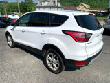Used 2017 Ford Escape SE image 3